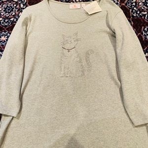 🐱Long Sleeve Top With A Bling 🐱